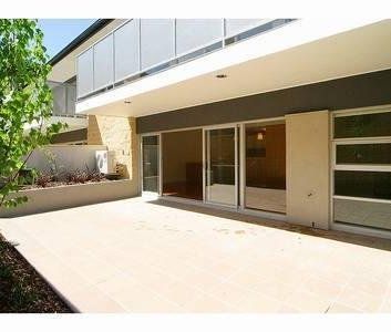 AMAZING LOCATION - OVERLOOKING PARKLANDS! - Photo 5