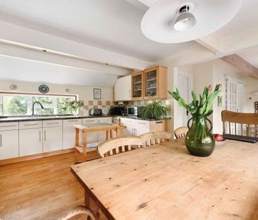 Powder mill Lane, Tunbridge wells - Photo 3