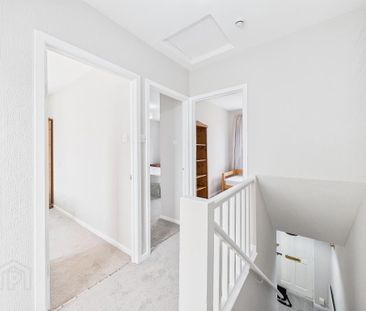 37 Sunnyside Park, Belfast, BT7 3DT - Photo 4