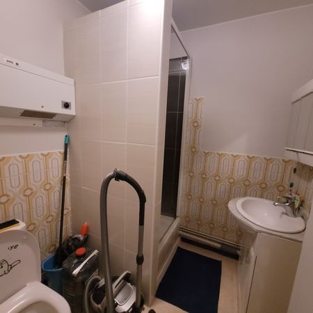 Location Appartement 1 pièce 26m² ANGERS 49000 - Photo 3