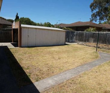 Spacious Family Home - Photo 5