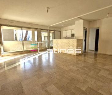 Location Appartement 2 pièces 52m² NIMES 30000 - Photo 5