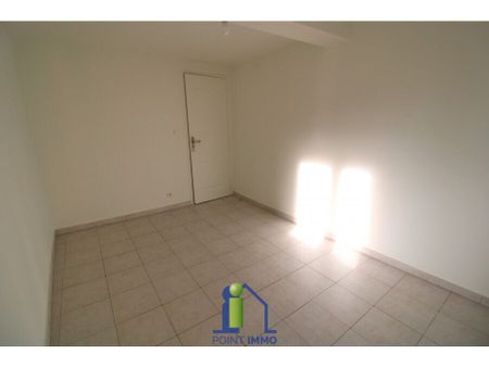 Appartement 3 pièces 71m2 MARSEILLE 13EME 1 000 euros - Photo 3