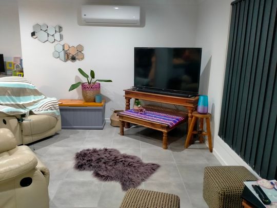 Loganlea - Photo 1