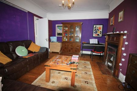 6 bedroom terraced house to rent - Photo 3