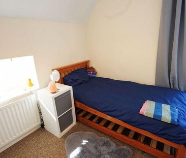 3 bedroom detached house to rent - Photo 4