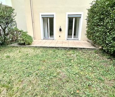 Location Appartement 1 pièce 30m² LYON 7ème - Photo 4