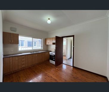 6/11 Tamblin Street, Fairy Meadow, NSW 2519 - Photo 2
