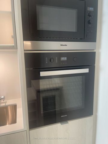 11 Yorkville Avenue #3505 - Photo 4