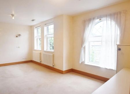 6 Bedroom Maisonette To Rent - Photo 2