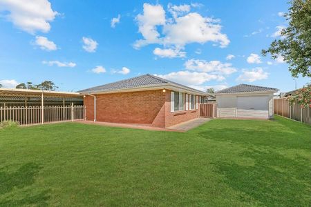 Spacious Family Home in a Peaceful, Convenient Location - Photo 4