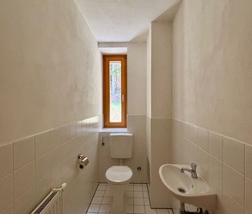 Sehr helle 3 Zimmer-Wohnung mit moderner Küche, Balkon und Carportparkplatz - Foto 4