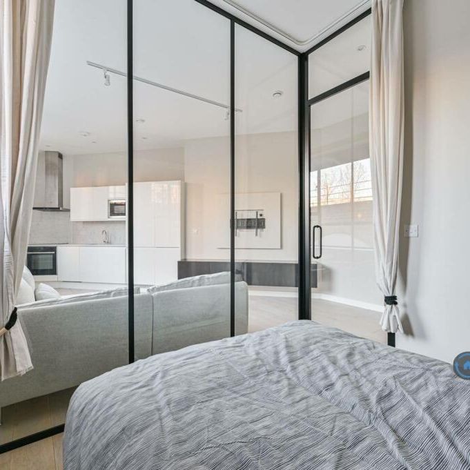 Studio to rent - Photo 1