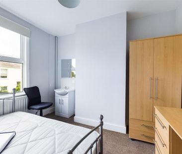 5 bedroom terraced house to rent - Photo 3