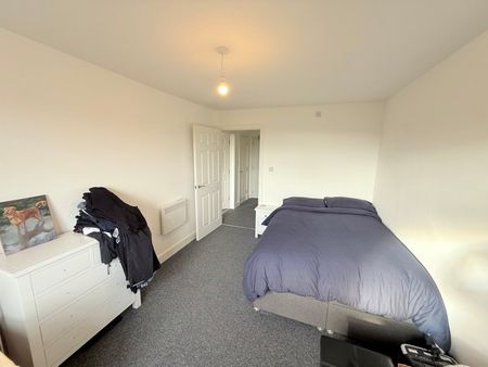 Newton Road, Yeovil, Somerset - Photo 4