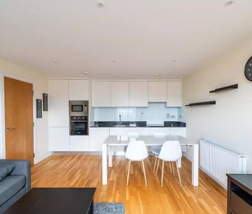 2 Bed Flat, Slate House, E14 - Photo 2