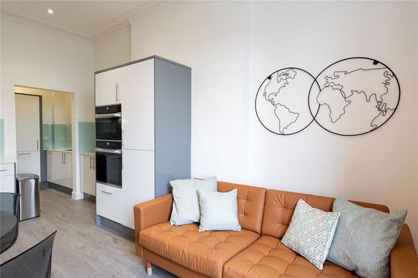 3 bedroom apartment to rent - Photo 1