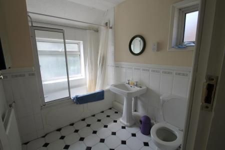 Victoria Park Road, Leicester - Photo 4