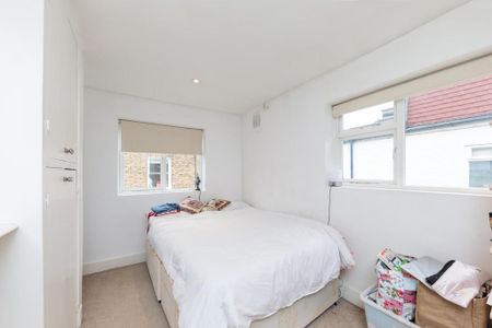 3 bedroom terraced house to rent - Photo 3
