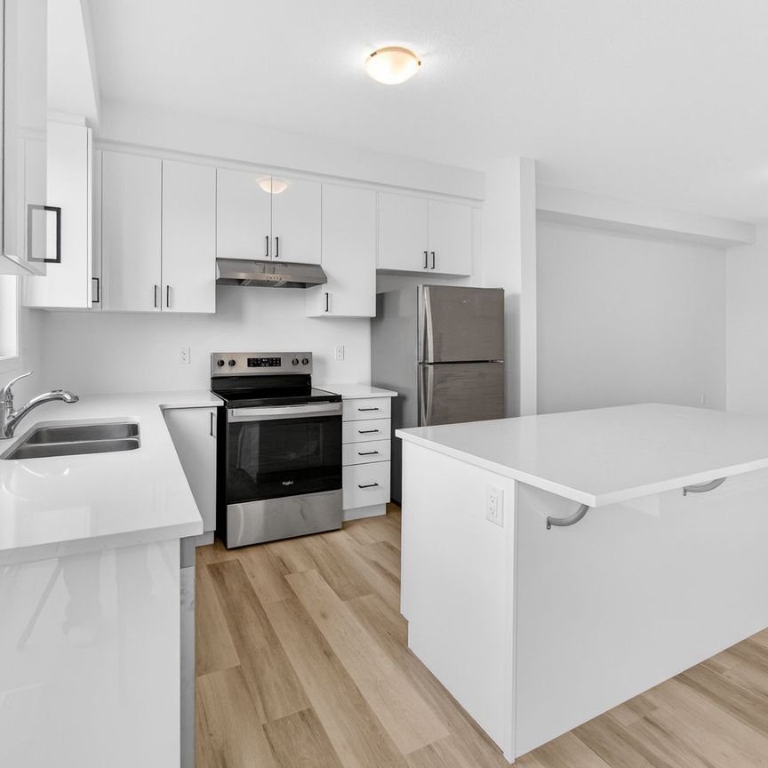 For Lease - 182 Stamson Street, Kitchener, Ontario - Photo 1