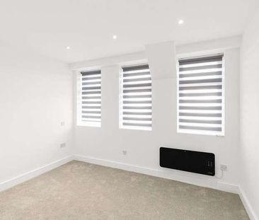 London Road, Sittingbourne, Kent, ME10 - Photo 6