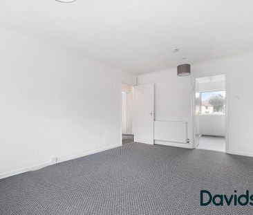 2 bedroom end of terrace house to rent - Photo 1