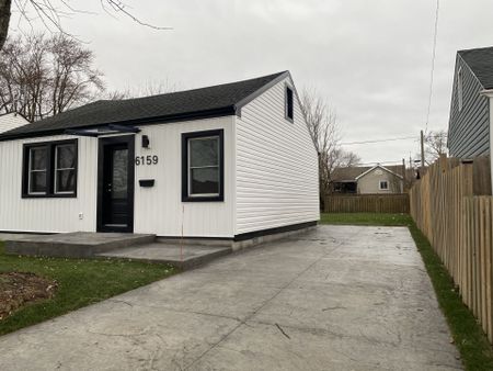 For Lease - 6159 Cadham Street, Niagara Falls, Ontario - Photo 3