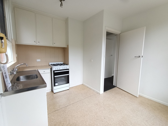 10/54 Tennyson Street, Elwood VIC 3184 - Apartment For Rent | Domain - Photo 1