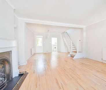 Geraldine Road, Strand On The Green, W4 - Photo 5