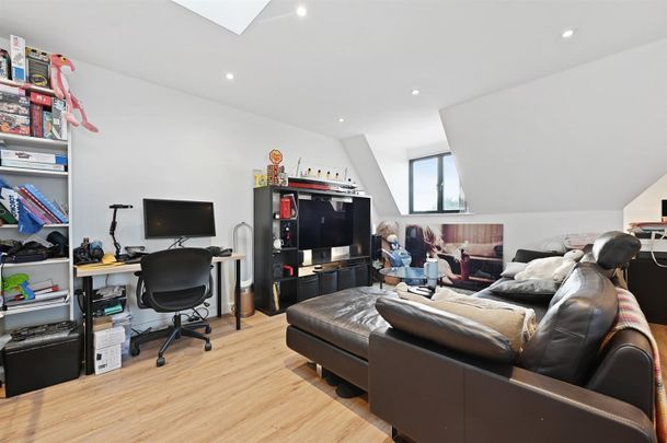 2 Bed Flat, Hoop Lane, NW11 - Photo 1