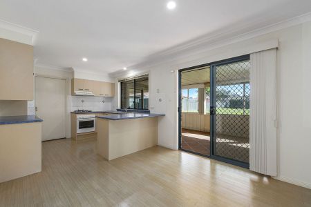 21 Colonel Barney Drive, 2444, Port Macquarie Nsw - Photo 3