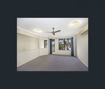 10 Chloe Ct, Mount Louisa - Photo 1