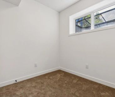 Inglewood 4 Plex — 2 bed 1 bath - Photo 1