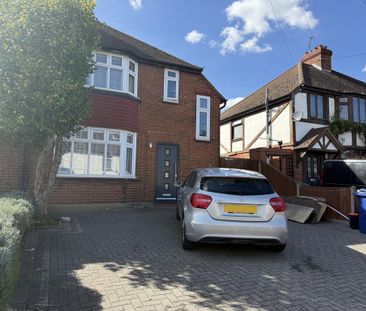 3 bedroom semi-detached house to rent - Photo 4