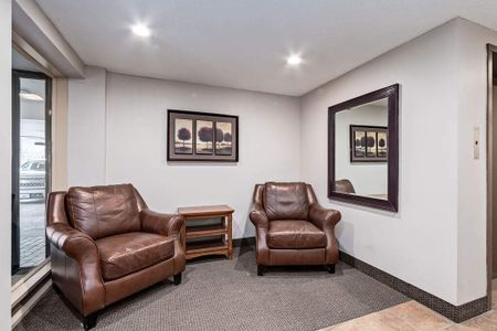 Premier Suite - 1 Bedroom - Photo 5
