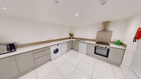 2 bedroom apartment to rent - Photo 5