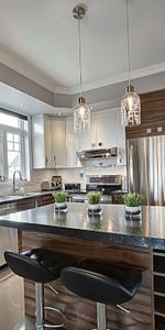 Condo 4 ½ lumineux avec vue sur la ville 2 stationnements - 1580$ /mois - Disponible le 1er juillet - Photo 4