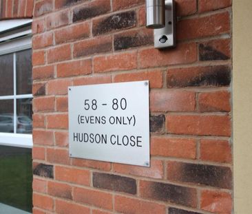 Hudson Close, Bolton, BL3 4FP - Photo 1