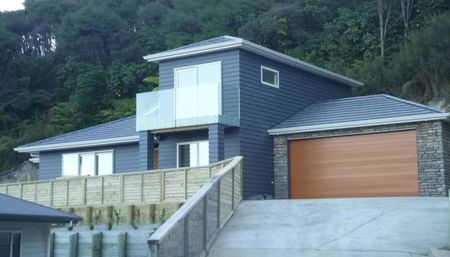 WAINUIOMATA LIVING - Photo 4