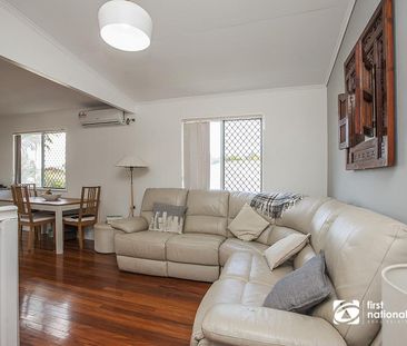 A HIDDEN GEM IN BEAUTIFUL BIRKDALE! - Photo 1