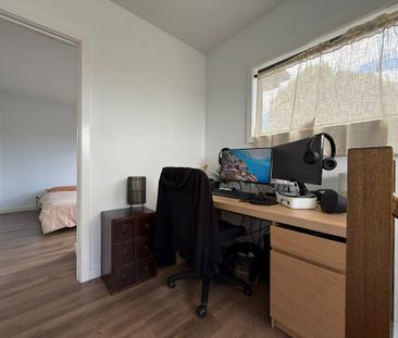 Near New Light & Bright Boutique Home - Photo 5