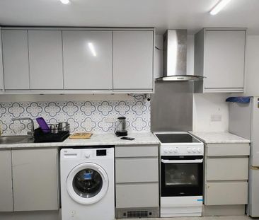 2 bedroom detached house to rent - Photo 2