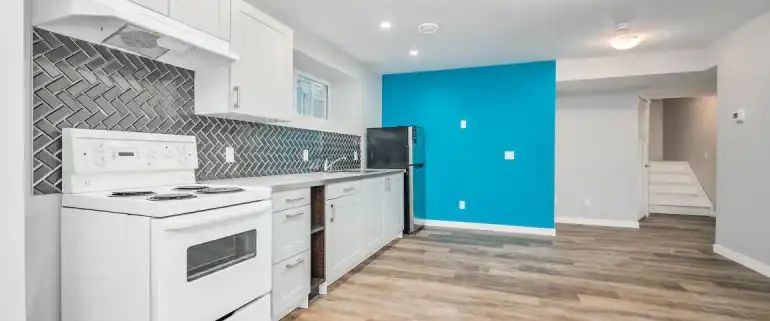 Exquisite 1 Bed + Den Basement Suite | Calgary - Photo 1