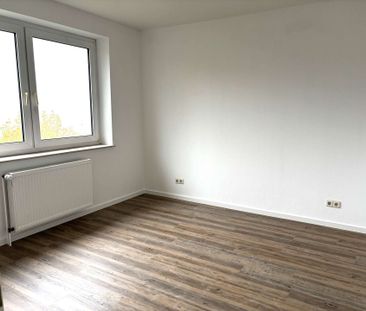 ~~Etagenwohnung mit 2 Zimmern und Balkon in Bünde-Ahle !~~ - Photo 3