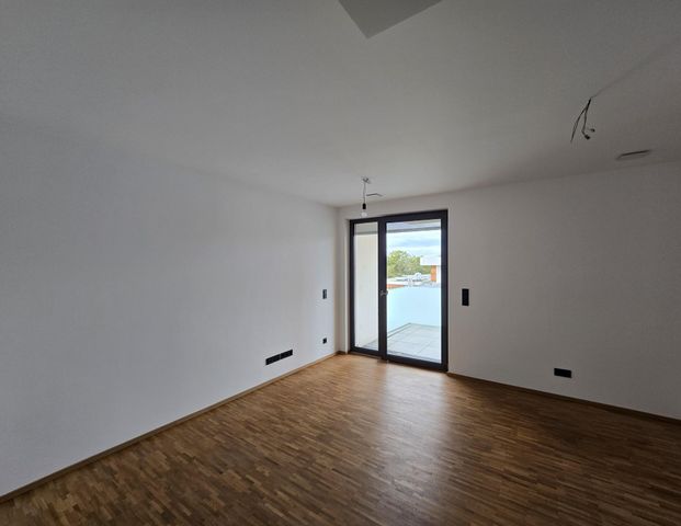 Gemütliche Singlewohnung mit Balkon und Einbauküche wartet auf Sie! - Foto 1