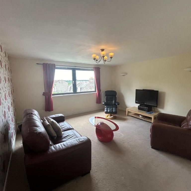 2 bedroom flat to rent - Photo 1