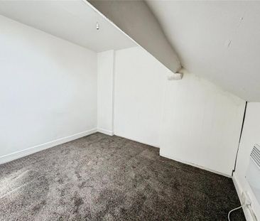 3 bedroom maisonette to rent - Photo 2