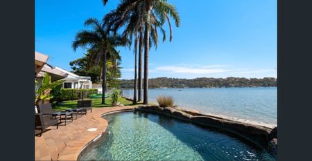 Californian Waterfront Bungalow - Photo 3