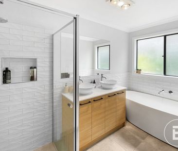 7 Pardalote Court, Brown Hill, Vic 3350 - Photo 3