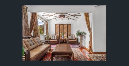 Charming Kings Meadows Family Home - Photo 3